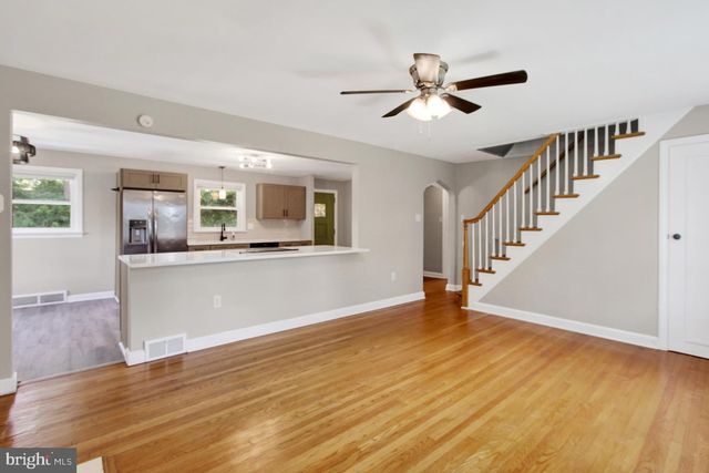 2166 RIDGEWOOD RD, York, PA 17406