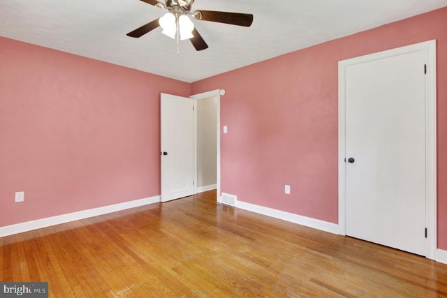 2166 RIDGEWOOD RD, York, PA 17406