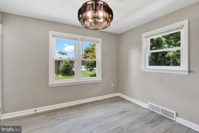 2166 RIDGEWOOD RD, York, PA 17406