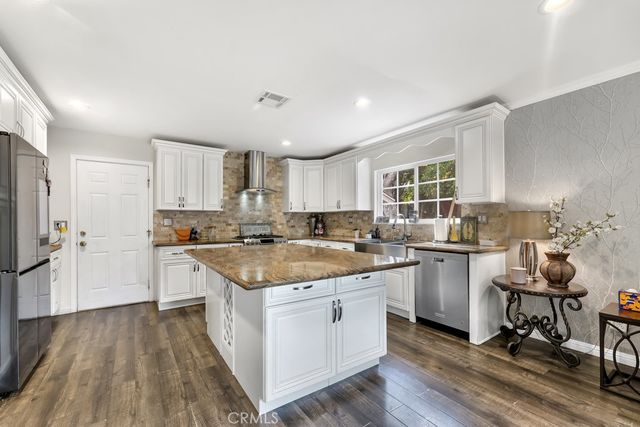 11962 Salem Drive, Granada Hills, CA 91344