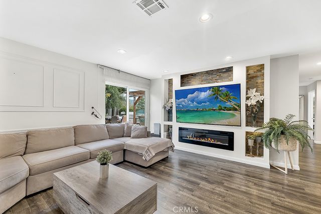 11962 Salem Drive, Granada Hills, CA 91344