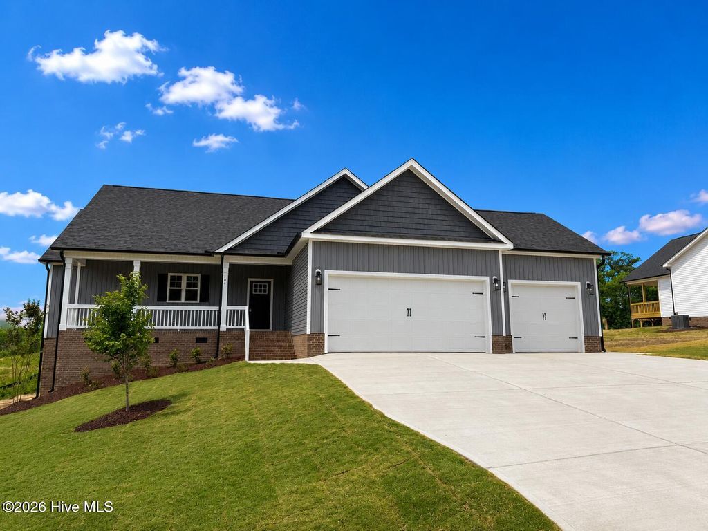 164 Tee Drive, Selma, NC 27576
