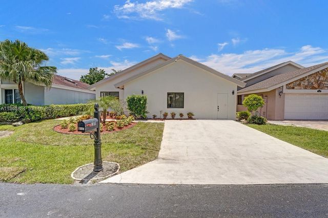 7340 Andorra Place, Boca Raton, FL 33433