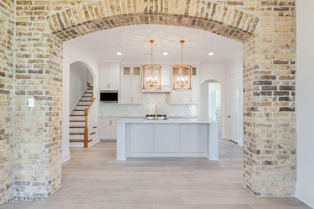 209 Prague Avenue, Youngsville, LA 70592