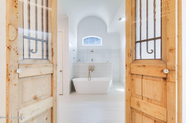 209 Prague Avenue, Youngsville, LA 70592