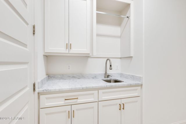 209 Prague Avenue, Youngsville, LA 70592