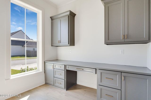 209 Prague Avenue, Youngsville, LA 70592