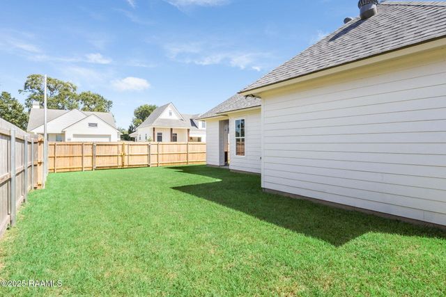 209 Prague Avenue, Youngsville, LA 70592