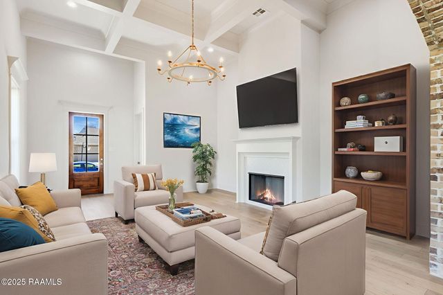 209 Prague Avenue, Youngsville, LA 70592