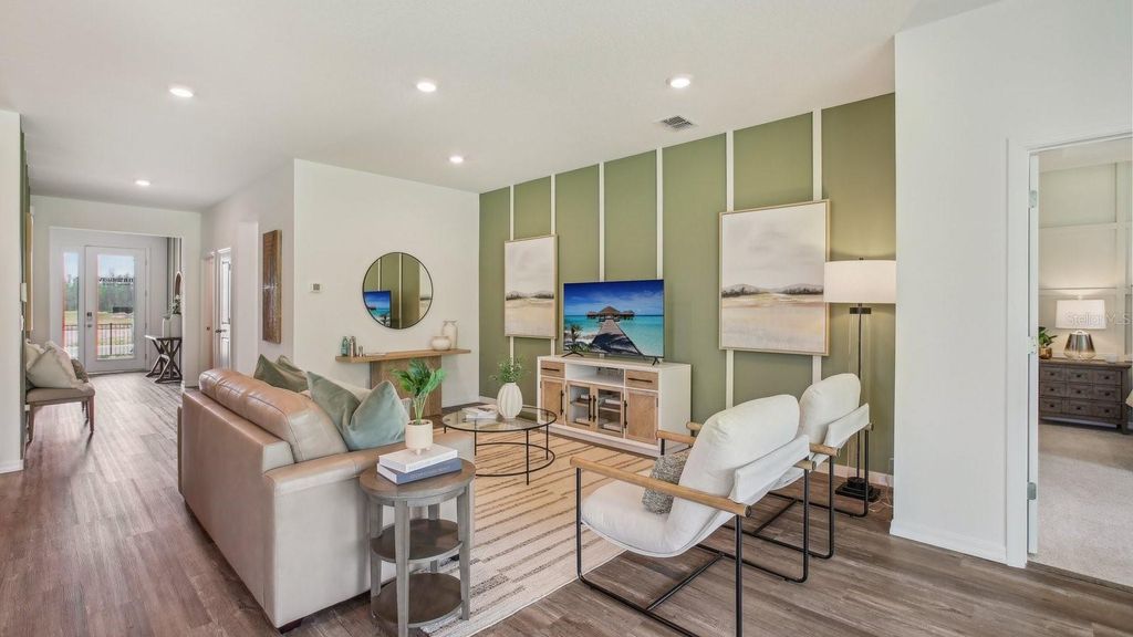 Image 3 of property listing at 17516 ACORN DROP ROAD, Land O Lakes, FL 34638