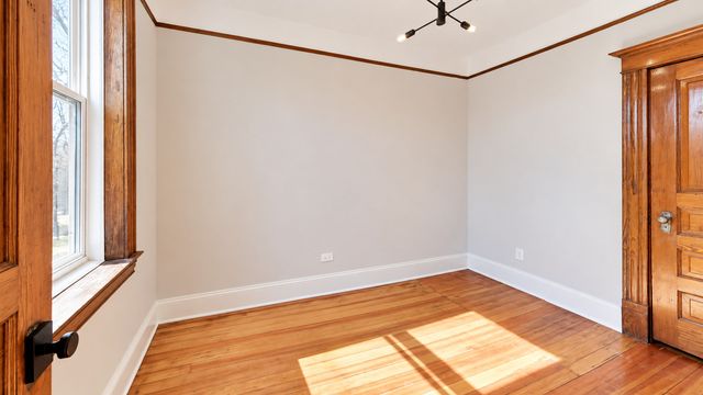 2502 W Augusta Boulevard 3, Chicago, IL 60622