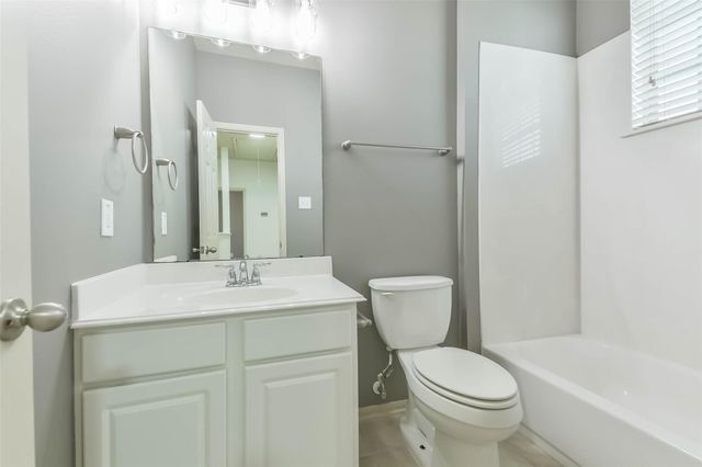 3324 Masters Point Drive, Houston, TX 77091