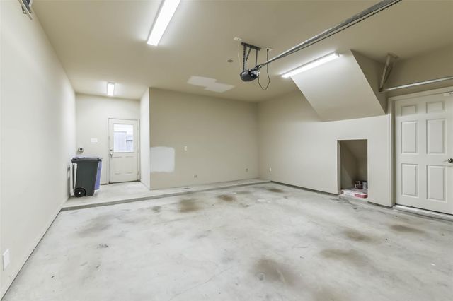 3324 Masters Point Drive, Houston, TX 77091