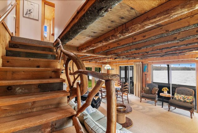 32 Dewing Road, Franklin, VT 05457