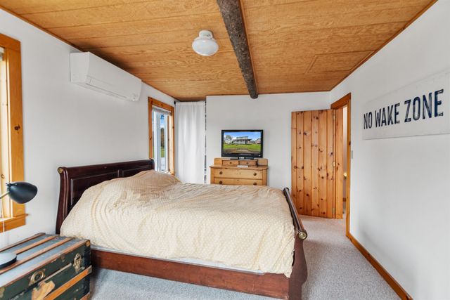 32 Dewing Road, Franklin, VT 05457