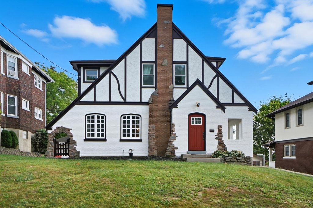 2323 Sherwood Lane, Norwood, OH 45212