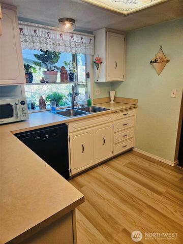 6819 E 254th Street, Graham, WA 98338