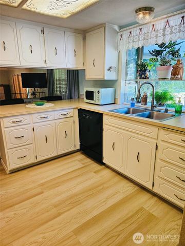 6819 E 254th Street, Graham, WA 98338