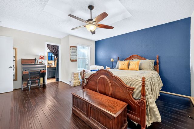 240 Dewey Court, Irving, TX 75060