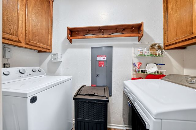 240 Dewey Court, Irving, TX 75060
