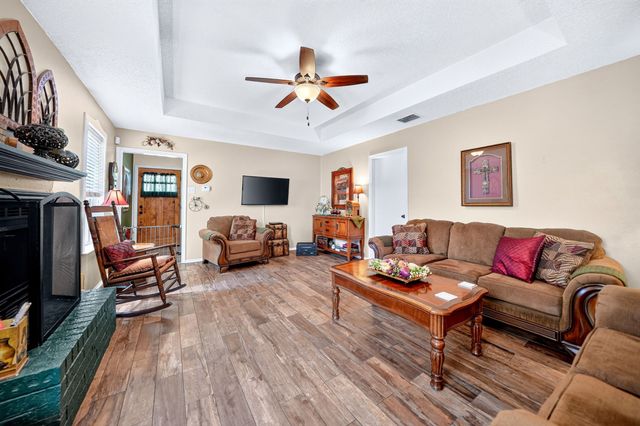 240 Dewey Court, Irving, TX 75060
