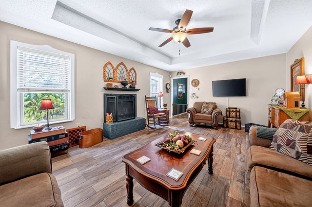 240 Dewey Court, Irving, TX 75060