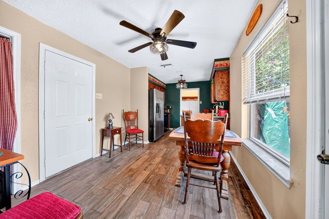 240 Dewey Court, Irving, TX 75060