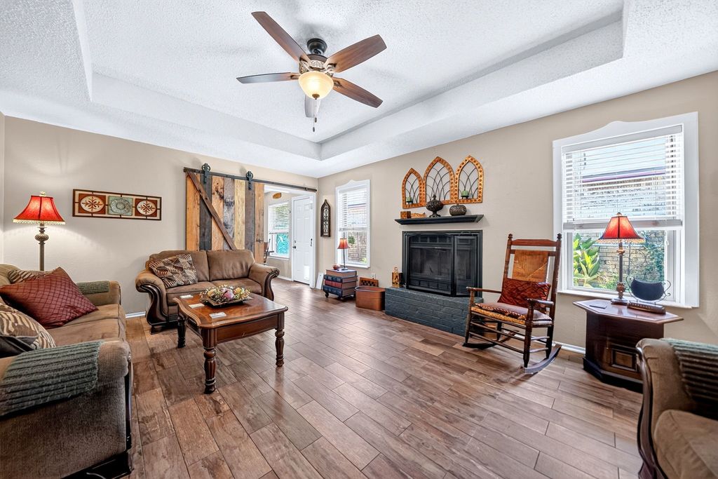 240 Dewey Court, Irving, TX 75060 — photo 5