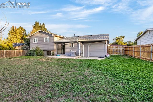 7430 Vineland Trail, Colorado Springs, CO 80911
