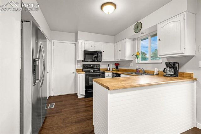 7430 Vineland Trail, Colorado Springs, CO 80911