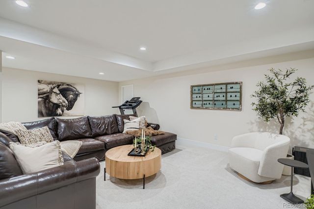 1111 S Adams Street, Denver, CO 80210