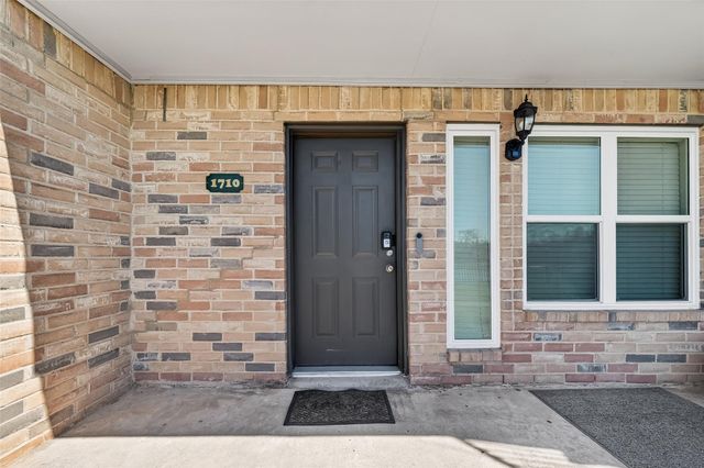 1710 Good Day Drive, Missouri City, TX 77459