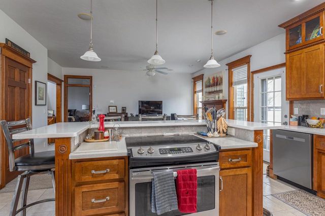 180 EAST RIVER DRIVE, De Pere, WI 54115
