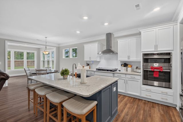 8320 Running Fern Way, Willow Springs, NC 27592