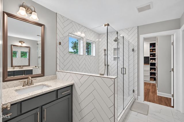 8320 Running Fern Way, Willow Springs, NC 27592