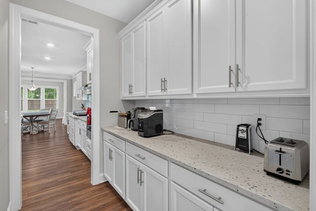 8320 Running Fern Way, Willow Springs, NC 27592