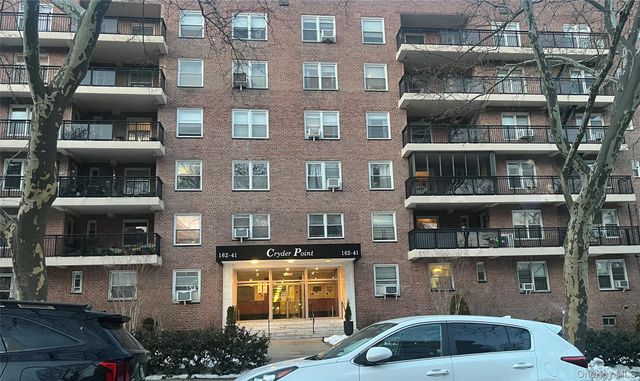 162-41 Powell's Cove Boulevard 1L, Whitestone, NY 11357