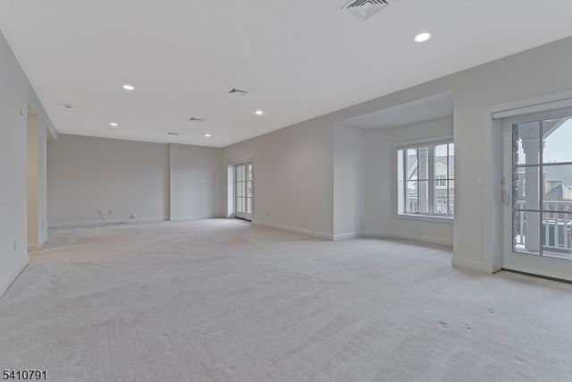 6 Keimel Ct, West Orange Twp., NJ 07052