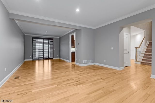 6 Keimel Ct, West Orange Twp., NJ 07052