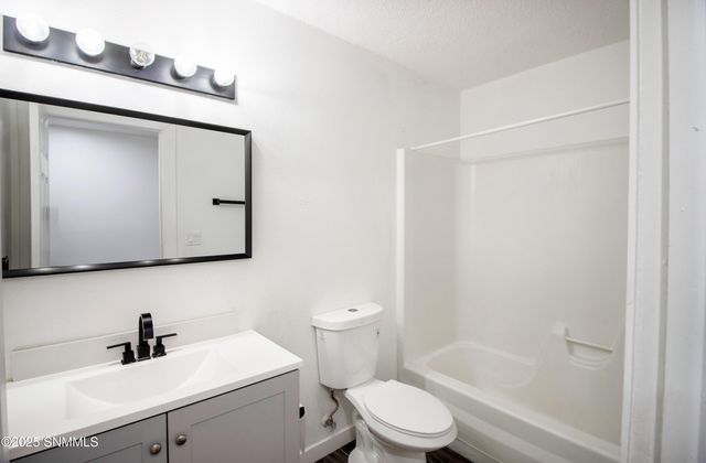 1306 Wyoming Avenue 4, Las Cruces, NM 88001