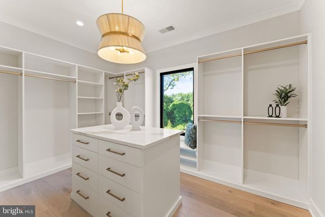 1710 DALEWOOD PLACE, Mclean, VA 22101