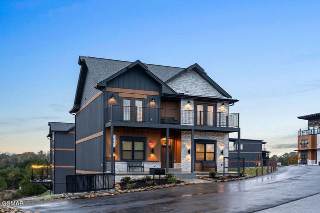 341 Rambling Creek Way, Sevierville, TN 37862