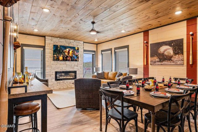 341 Rambling Creek Way, Sevierville, TN 37862