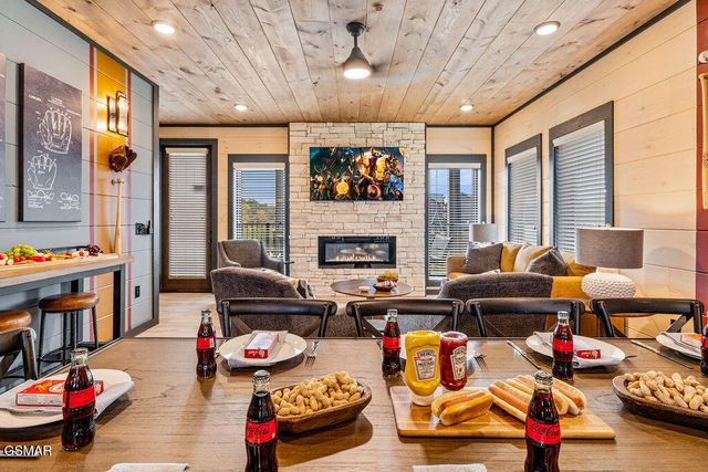 341 Rambling Creek Way, Sevierville, TN 37862