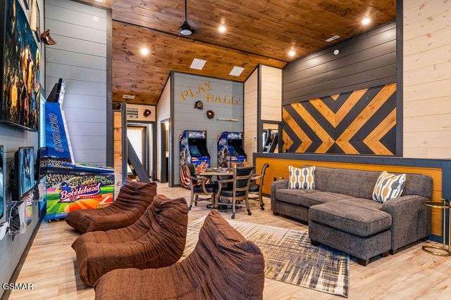 341 Rambling Creek Way, Sevierville, TN 37862