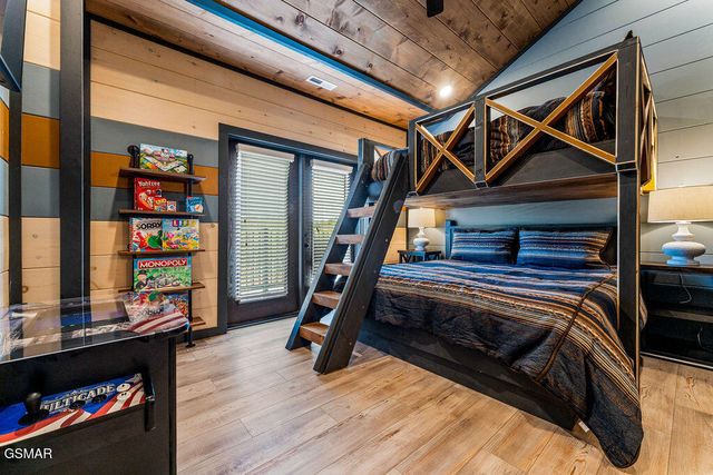 341 Rambling Creek Way, Sevierville, TN 37862