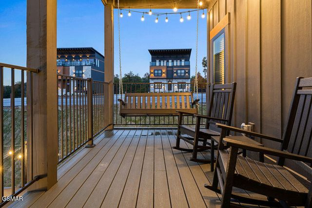 341 Rambling Creek Way, Sevierville, TN 37862