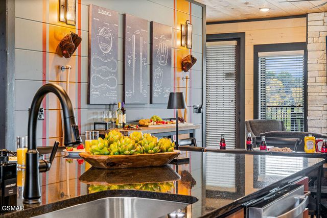 341 Rambling Creek Way, Sevierville, TN 37862