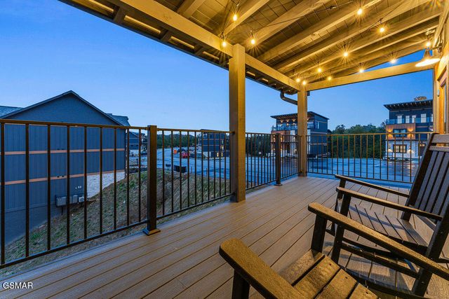 341 Rambling Creek Way, Sevierville, TN 37862