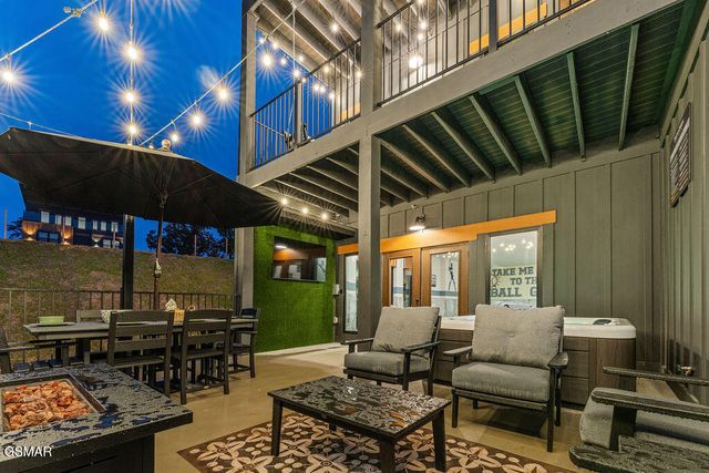 341 Rambling Creek Way, Sevierville, TN 37862